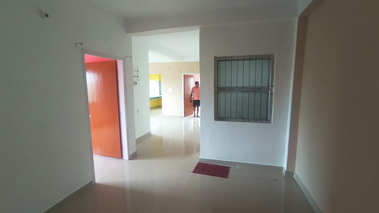 Unfurnished 2bhk in LNB Path, Hatigaon, Guwahati, Assam, India for Rent
